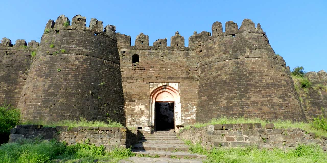 daulatabad-fort-city-of-prosperity-img